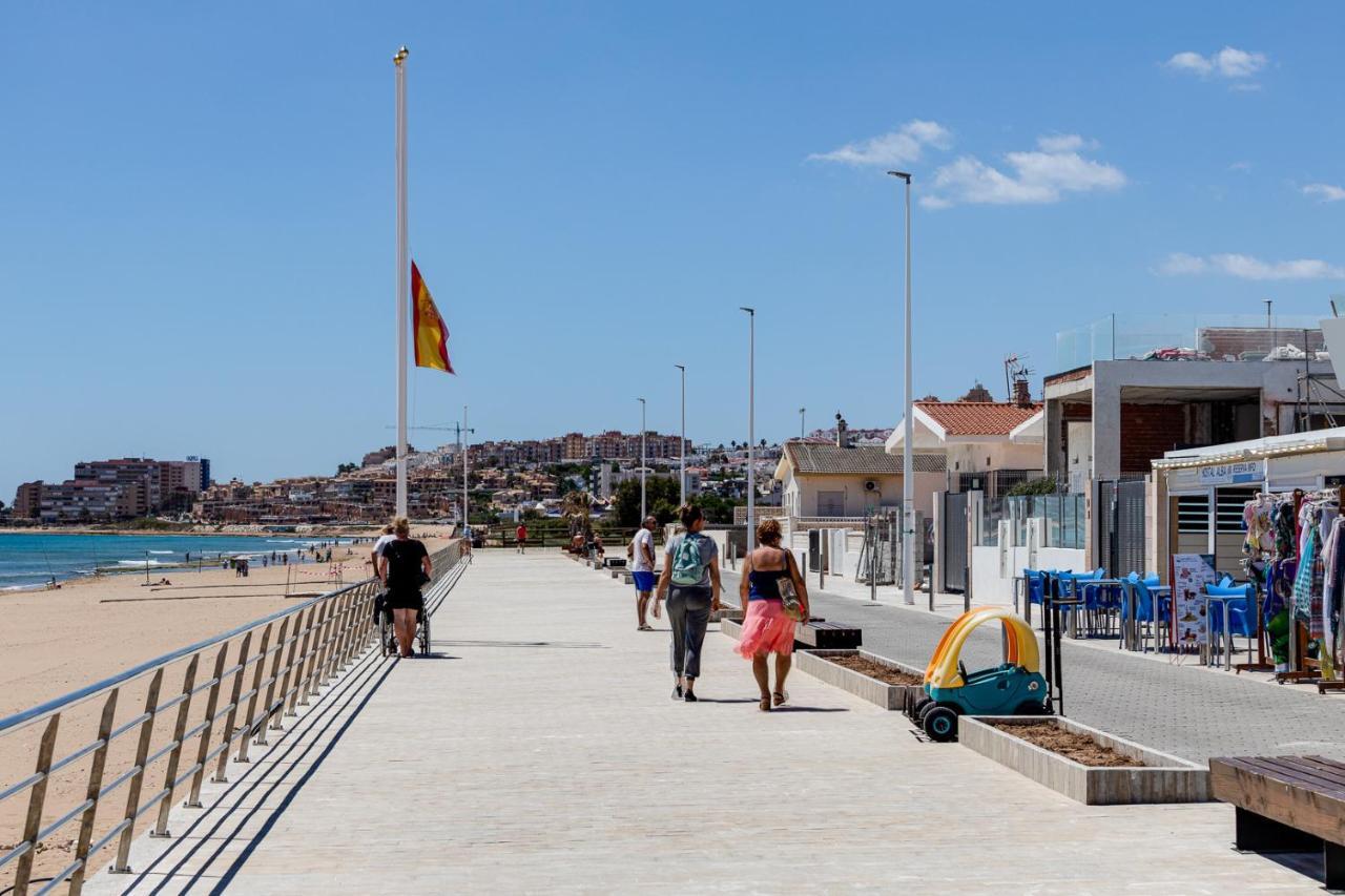 Apartamento Con Vistas Al Mar Y Al Lago Torrevieja Exterior foto