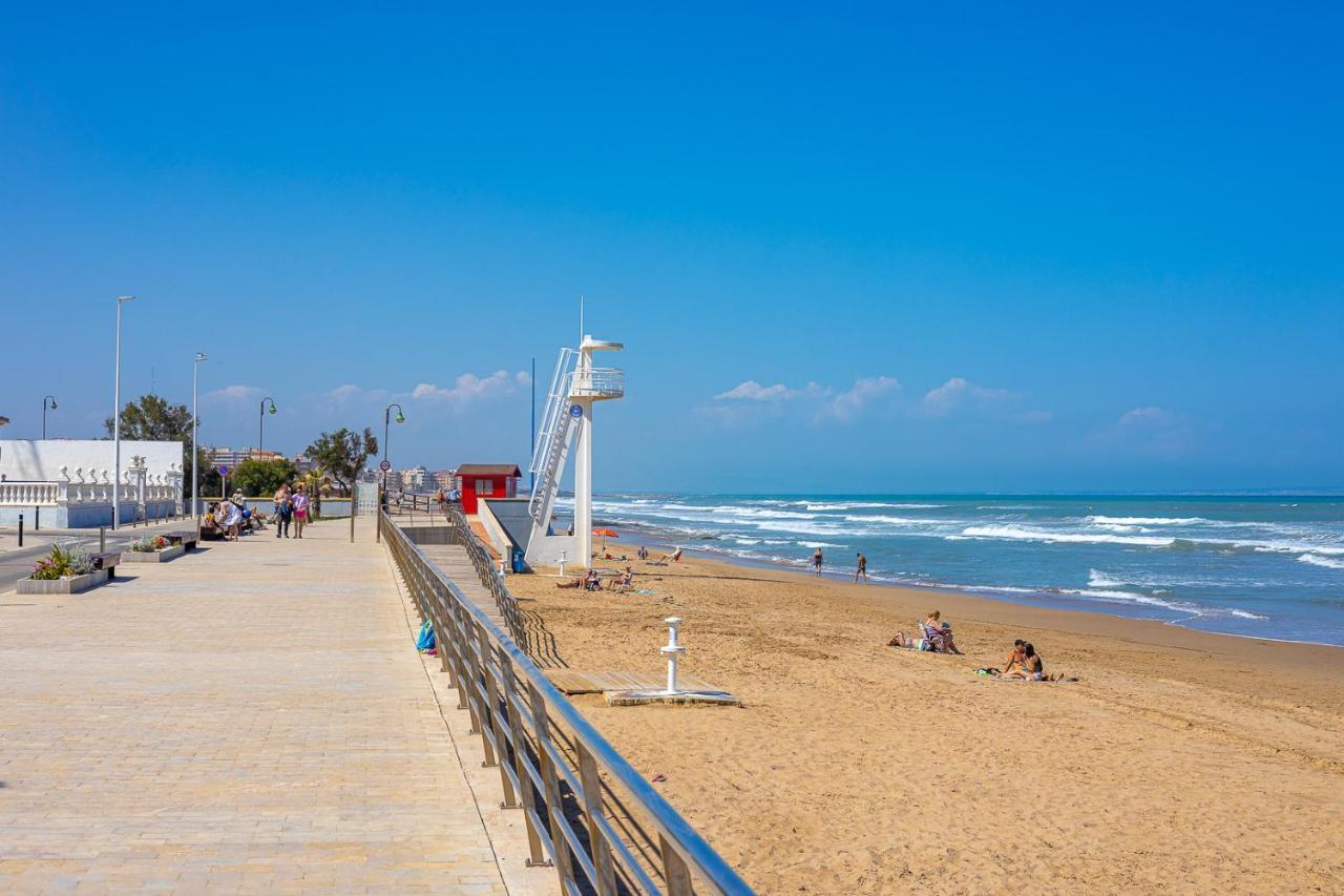 Apartamento Con Vistas Al Mar Y Al Lago Torrevieja Exterior foto